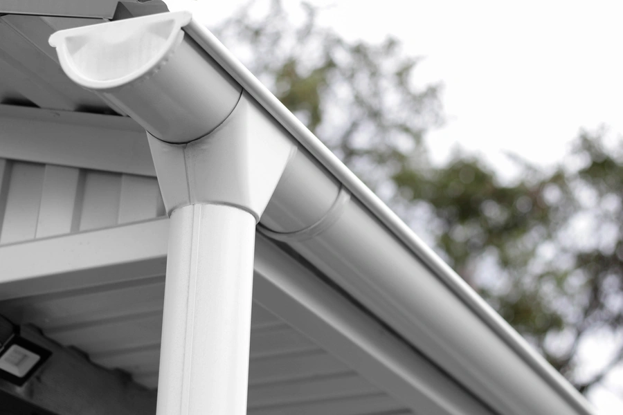 Signs Your Gutters Need Professional Cleaning Services in Peekskill, NY Signs Your Gutters Need Professional Cleaning Services in Peekskill, NY
